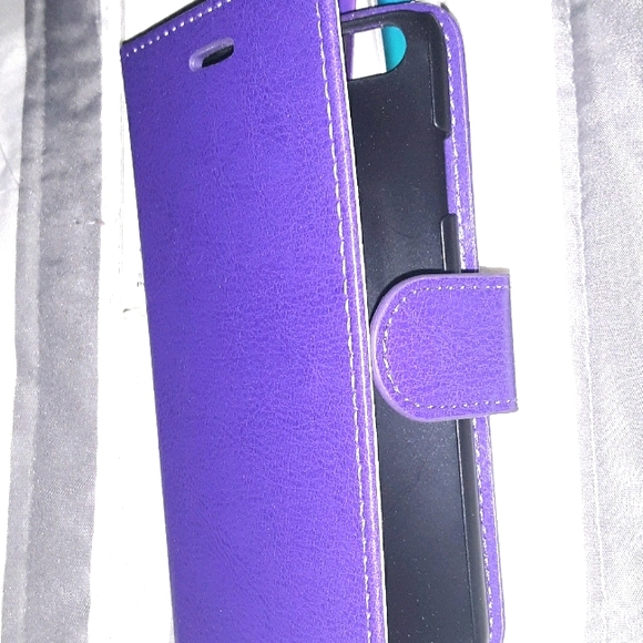 NWT Purple Iphone 6/6s Wallet phone case - Picture 3 of 4